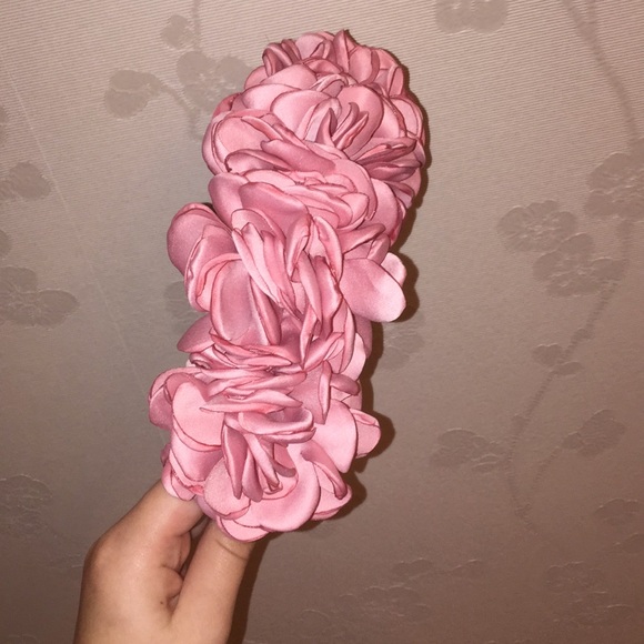 Four flowered Magenta boutique headbands!! - Picture 4 of 5